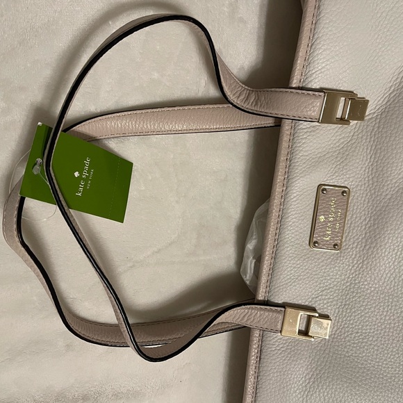 Kate Spade Purse - Picture 12 of 15